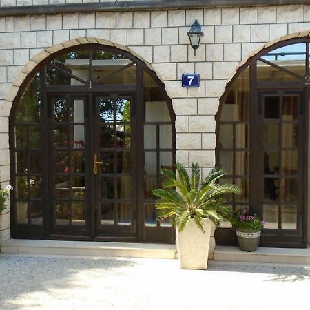 Guest House Villa Castio Petrovac Екстер'єр фото