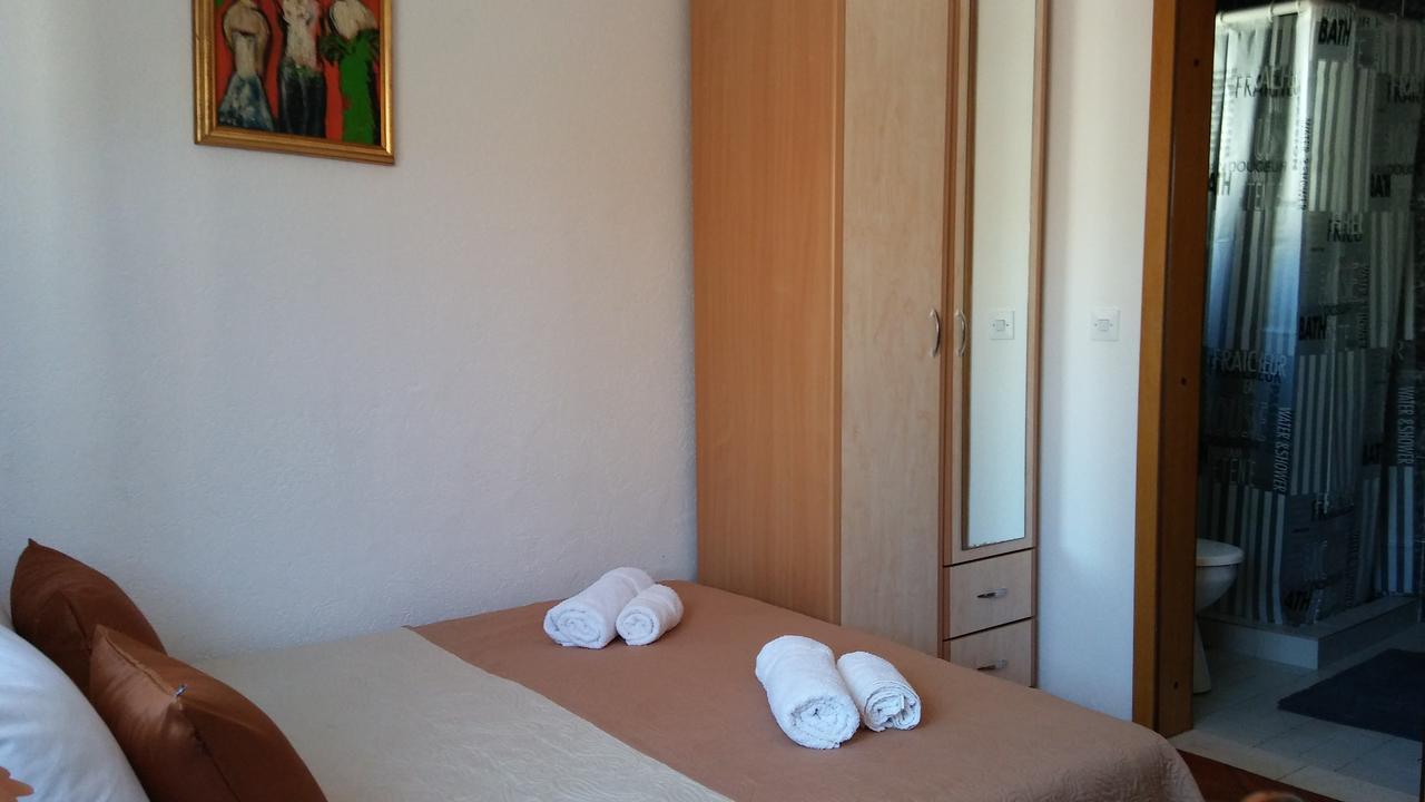 Guest House Villa Castio Petrovac Екстер'єр фото