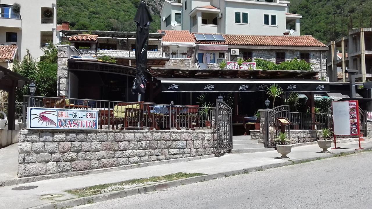 Guest House Villa Castio Petrovac Екстер'єр фото