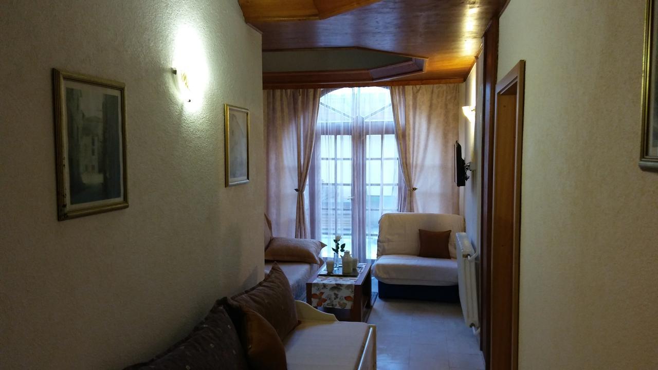Guest House Villa Castio Petrovac Екстер'єр фото