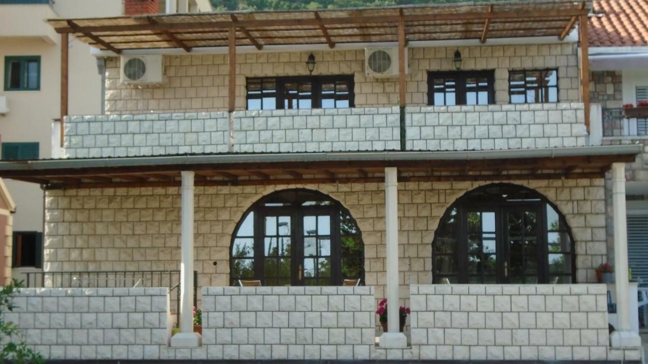 Guest House Villa Castio Petrovac Екстер'єр фото